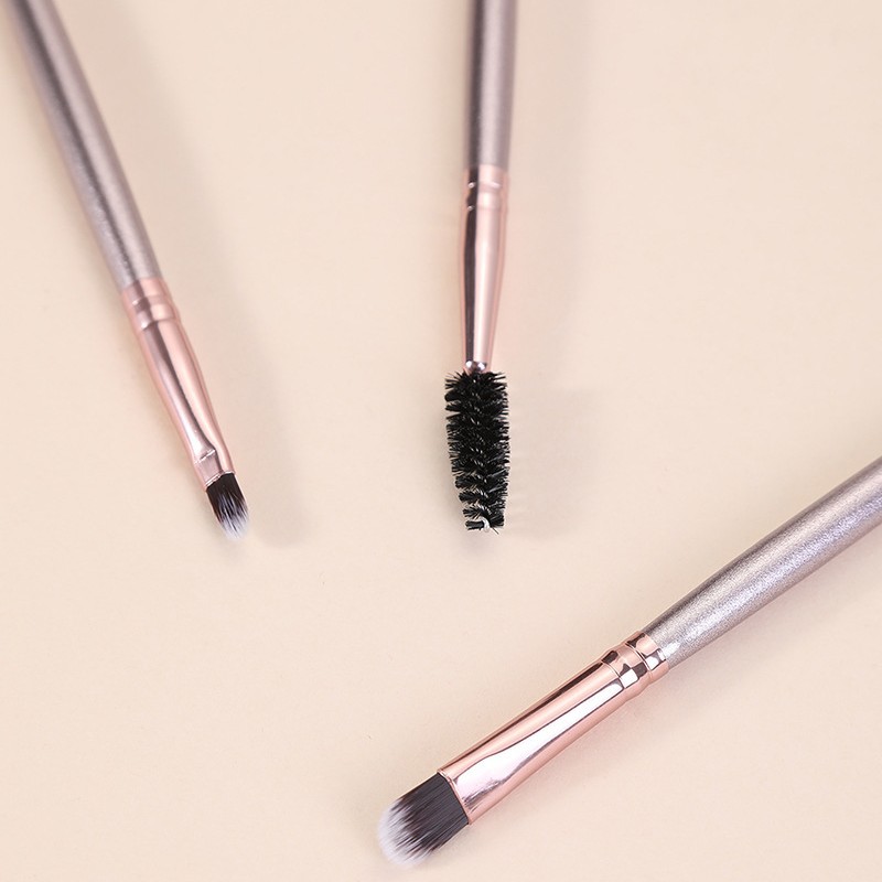 3-piece eye brush sleeve brush in stock wholesale, eyeshadow brush, lip brush, eyelash curl, wooden handle sleeve brush factory direct sales Specification image