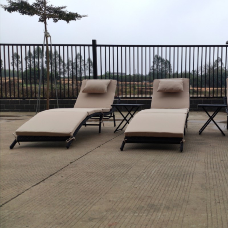 Portable outdoor folding rattan bed, swimming pool, courtyard, balcony, outdoor waterproof sofa, beach bed chair