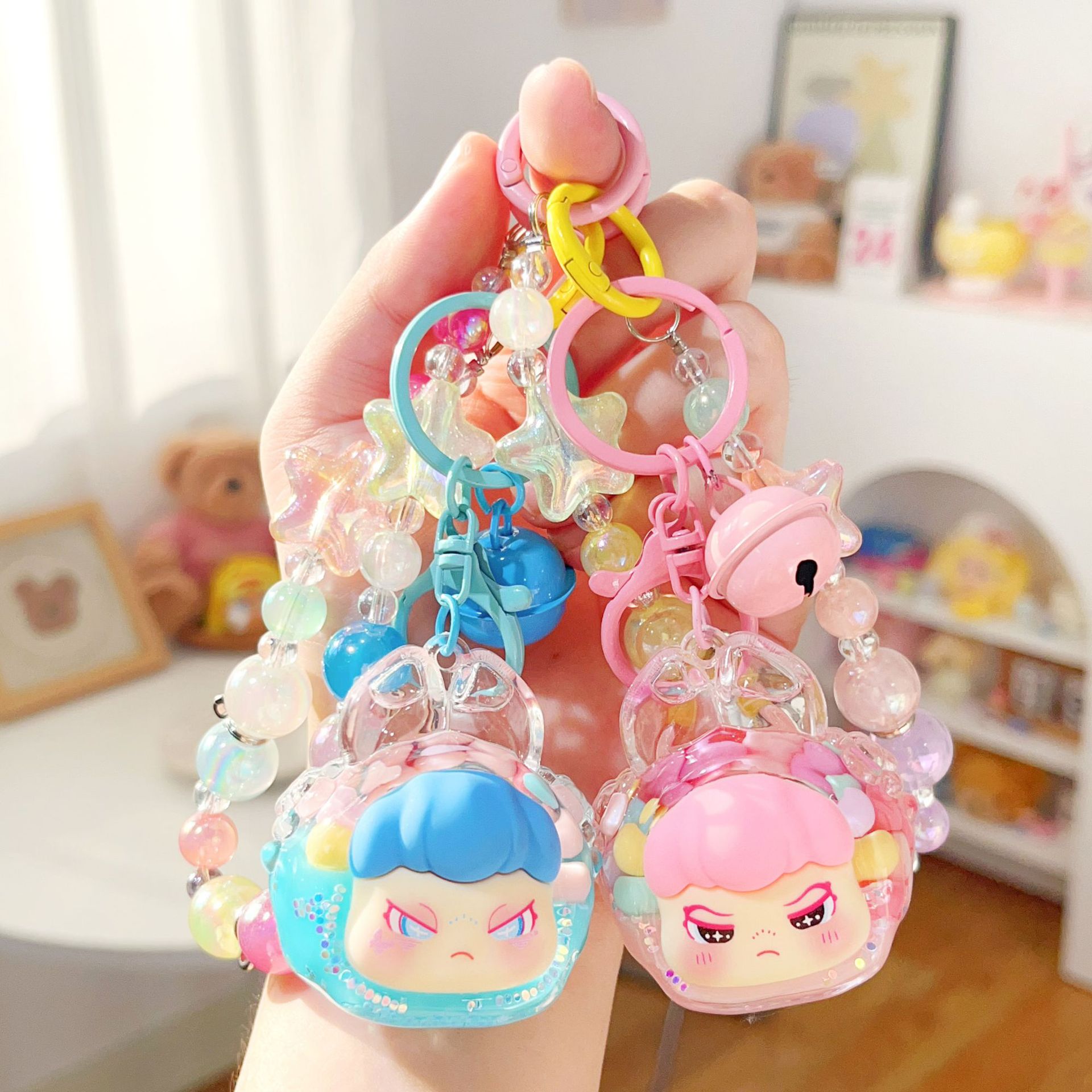 创意包链杯挂彩珠幻幻兔亚克力流沙入油公仔创意小挂件少女小礼品