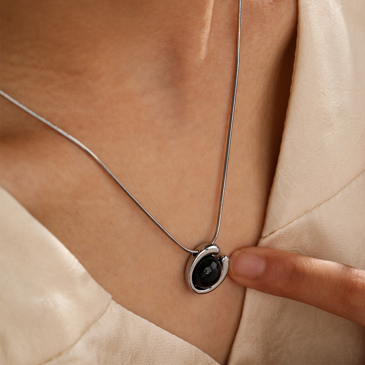 Nasha Cross-border Exclusive Maillard Tiger's Eye Necklace Long pendant, high-quality layered necklace, versatile for daily use details Picture