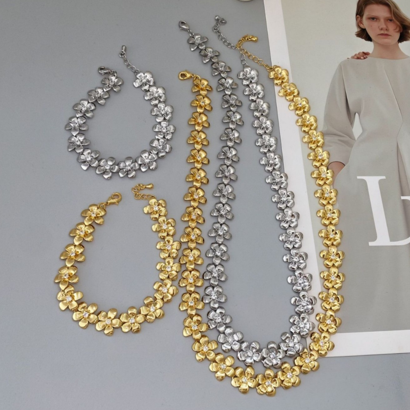 Light luxury style, Oriental aesthetic flower bracelet necklace, new Chinese-style osmanthus blooming diamond-encrusted bracelet wholesale details Picture