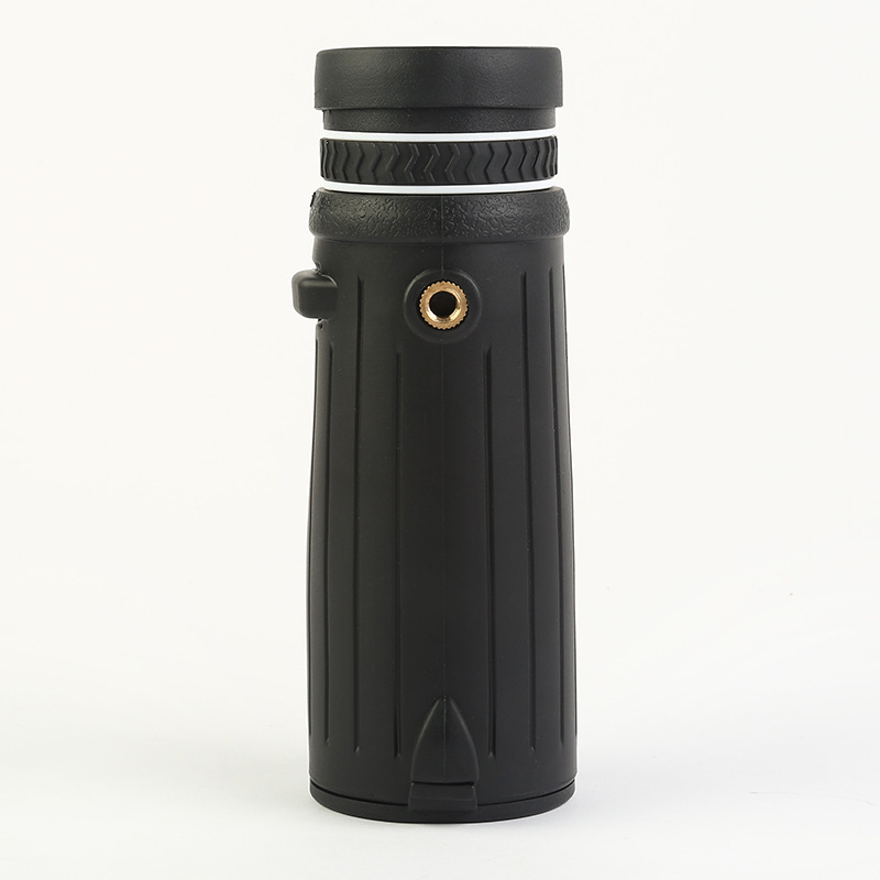 Cross-border best-selling Doctor Man 10x42 low-light night vision monocular portable outdoor Telescope High-definition high-power lens wholesale Application Scenario