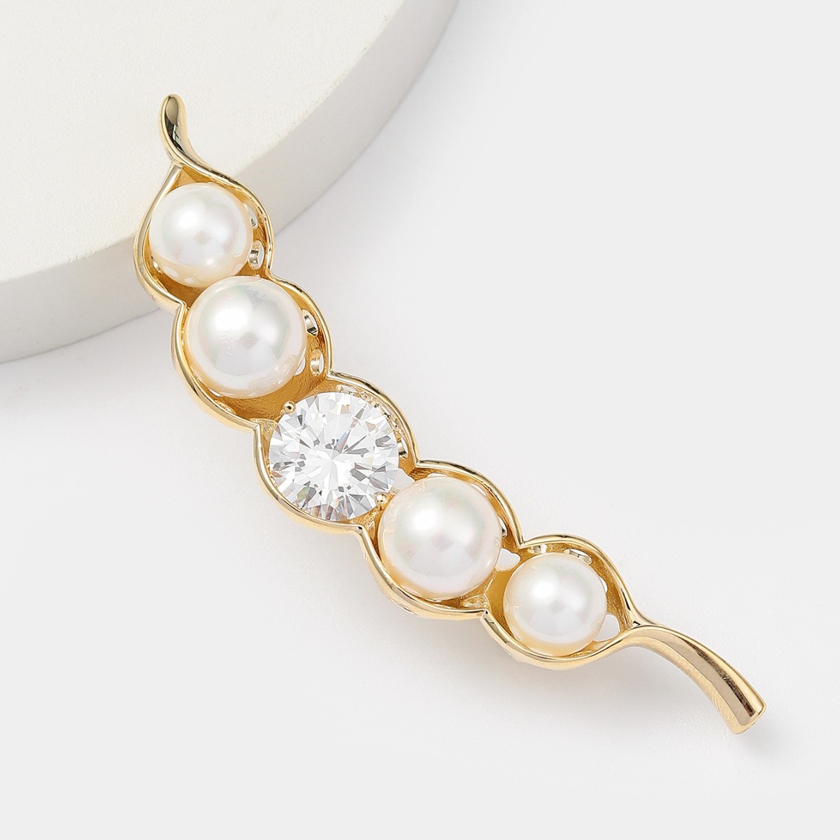 旭晖饰品精美时尚铜锆镀真金豌豆胸针高级感丝巾扣别针设计感胸花产品图