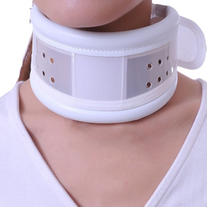 Adult and children's breathable lifting neck guard, adjustable neck brace, cervical traction device, fixing belt and fixator for foreign trade export Item Picture