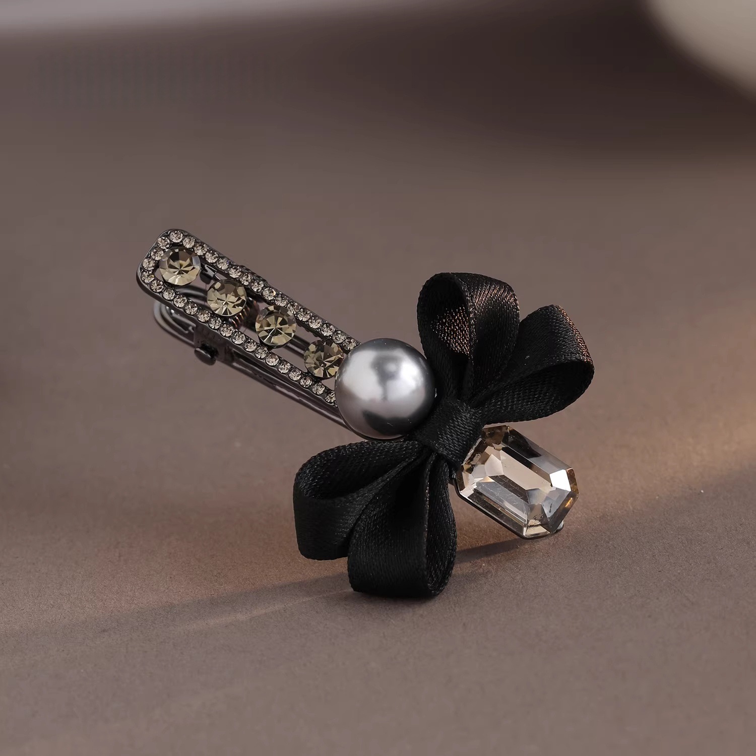 甜美蝴蝶结侧边夹复古水钻珍珠优雅发夹小众轻奢刘海夹