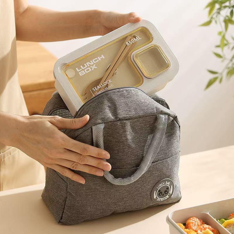 Lunch: Student, office worker, wheat water cup, Japanese straw lunch box, bento box set, microwave cutlery box Application Scenario