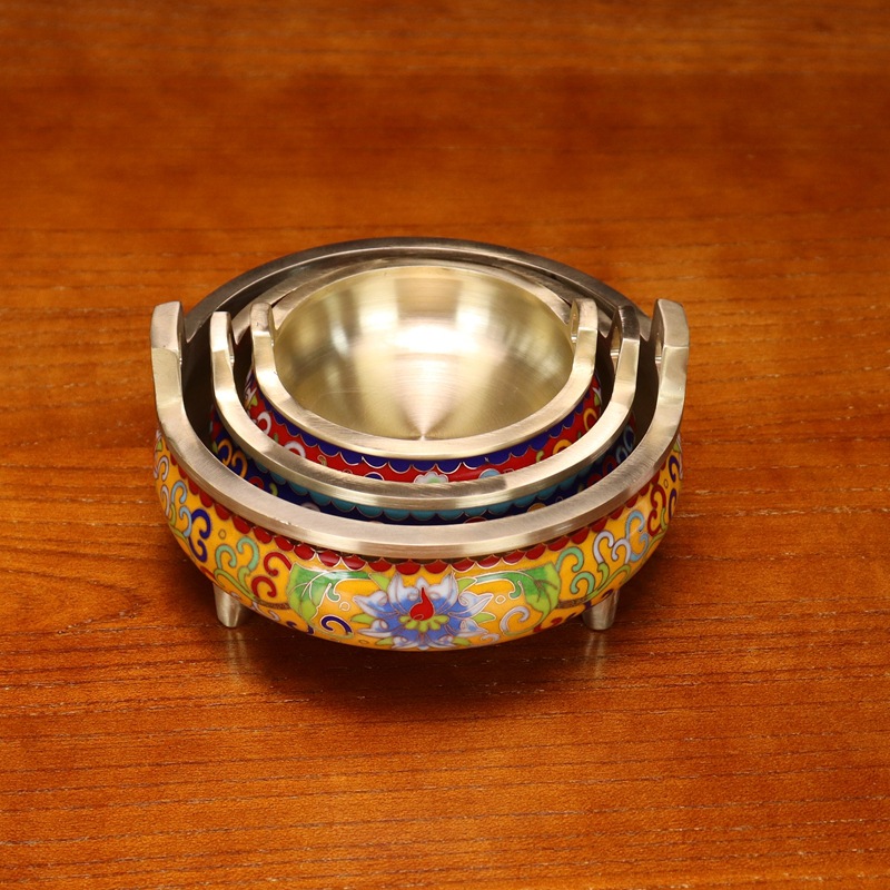 Wholesale of cloisonne incense burners and Buddhist utensils in stock. Traditional cast copper cloisonne low-temperature enamel antique straight ear burners Application Scenario
