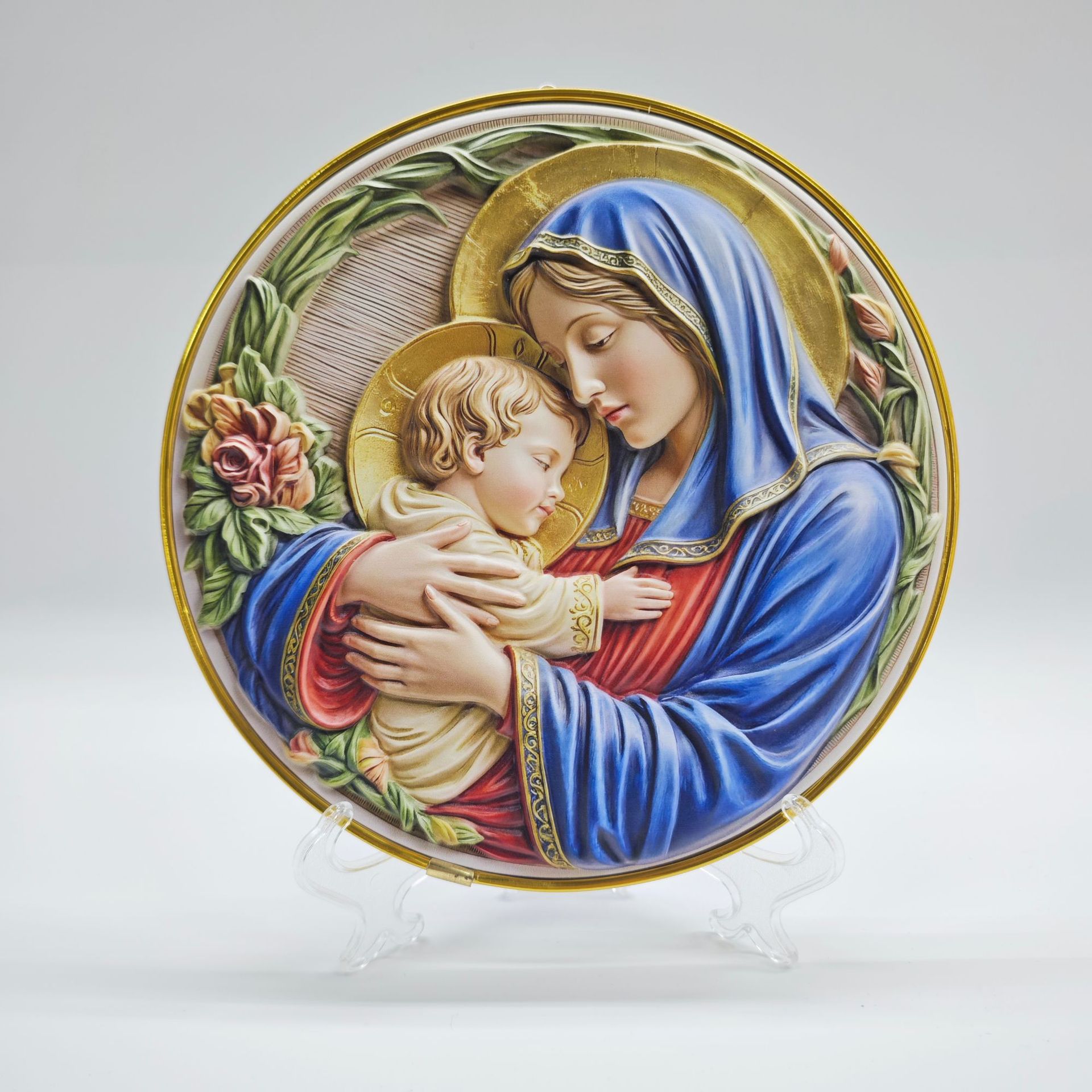Religious art: Virgin Mary and Infant Jesus relief plate Buddha statue, Guan Gong statue, God of Wealth statue, Buddhist utensils, resin Buddha statue and deity statue details Picture