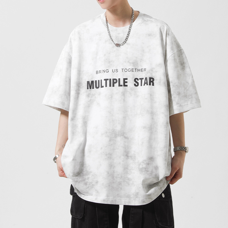 Short-sleeved T-shirt for men, a summer American retro washed distressed design, a niche top with a thin tie-dyed base layer Application Scenario