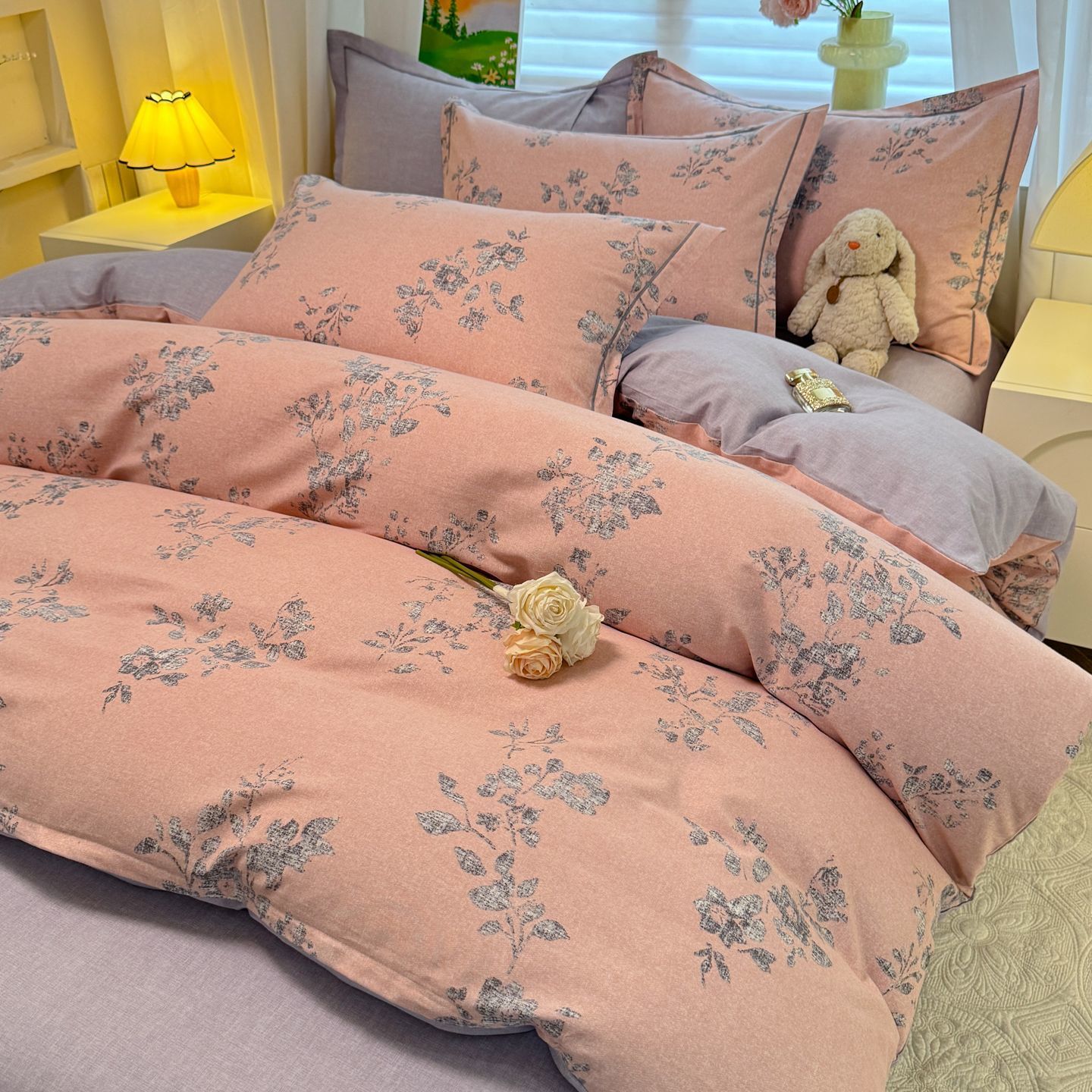 Four-piece set of pure cotton brushed thickened warm bedding for autumn and winter, all-cotton quilt cover, bed sheet, three-piece set of bedding Item Picture