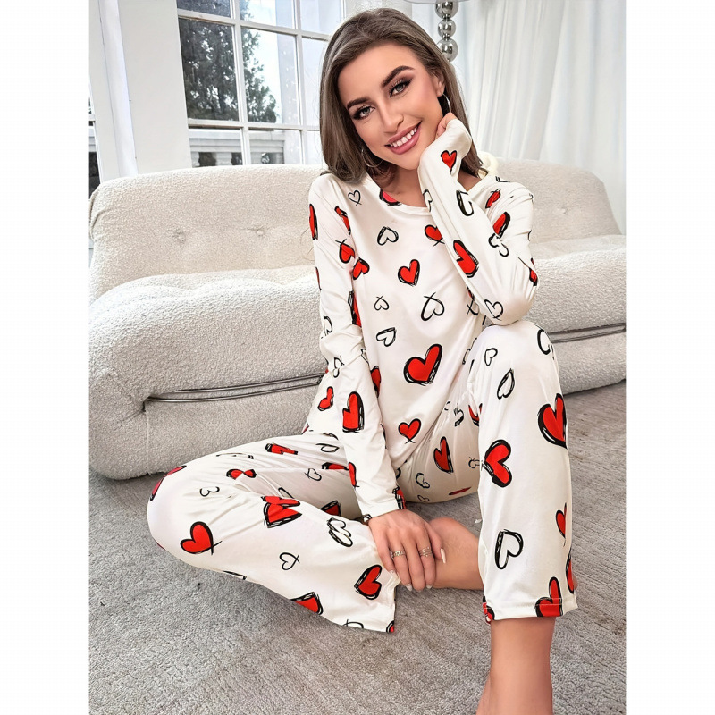 The new TEMU women's heart-shaped printed long-sleeved and long pants pajama set for cross-border sales to Europe, America and Russia in 2024