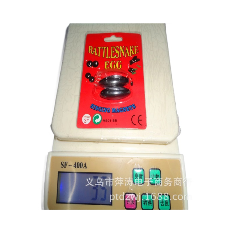 ويتم البيع المباشر من قبل مصنعي الكرات المجلجلة من ثعابين Item Picture