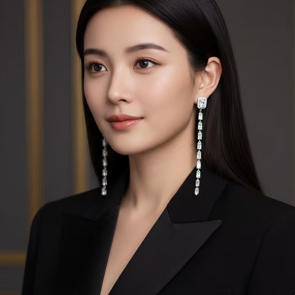 Daily commuting square tassel zircon earrings, the same style of stylish earrings for female best friends, new trendy earrings for women wholesale