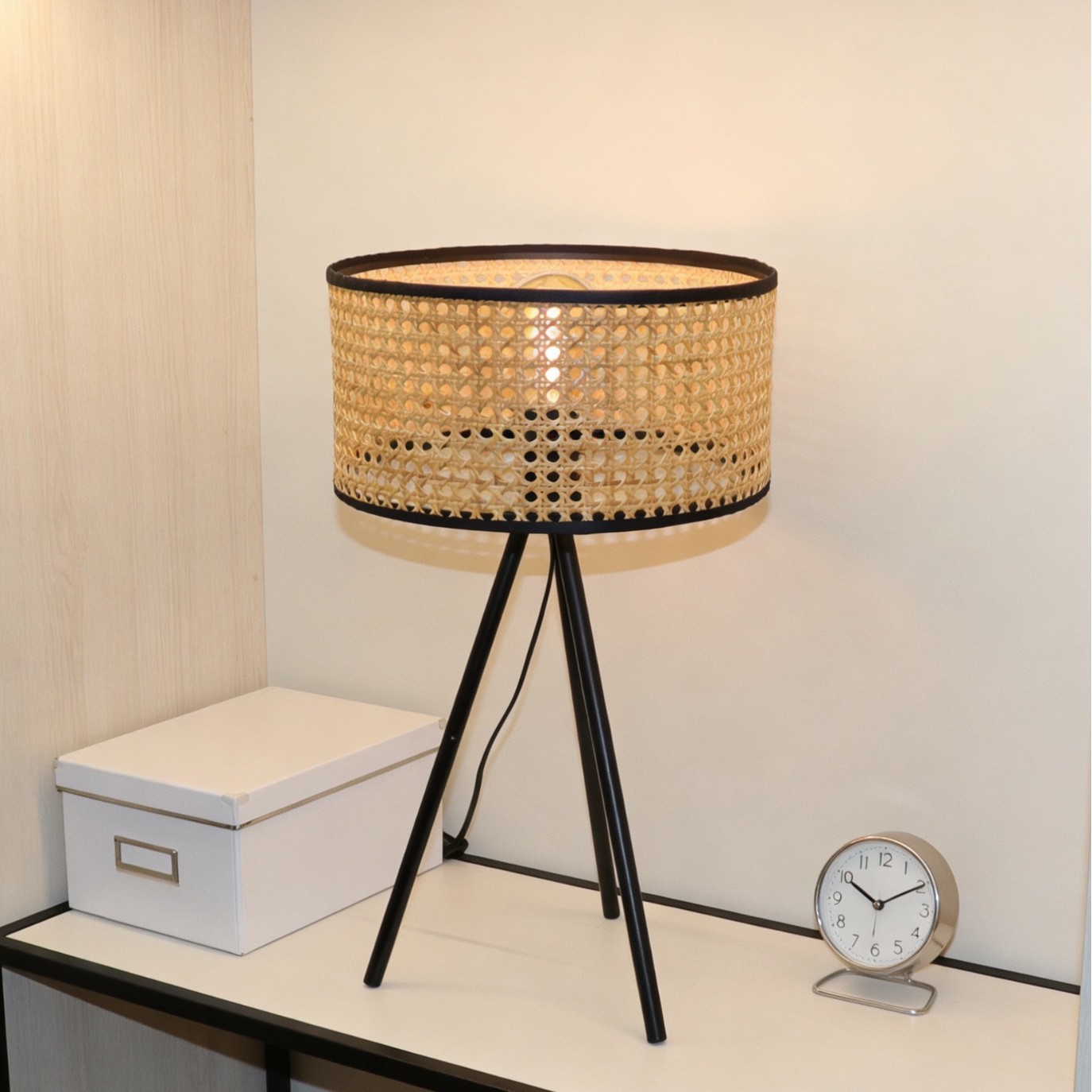 Japanese-style vintage rattan art, Nordic bedroom, dining room, living room, hand-woven, popular homestay, hotel front desk, decorative lighting fixtures Specification drawing