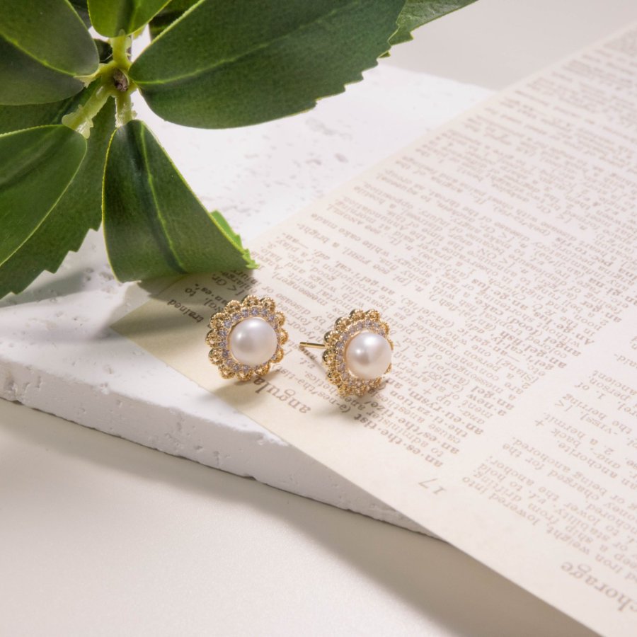 New copper-plated real gold S925 silver stud women's natural pearl jewelry, slightly inlaid zircon sunflower style details Picture