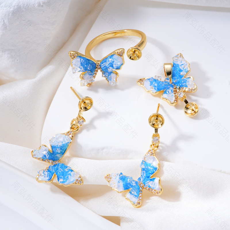 Pearl ring, earneedle pendant, three-piece set, empty stand, four-petal flower, white butterfly shell design, high-end DIY light luxury earrings Specification image