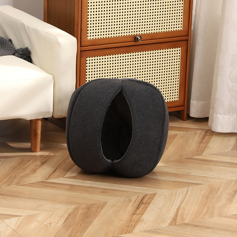 Wholesale of new winter fleece cold-proof pet beds, creative single-layer windproof irregular-shaped pet beds and pet sleep beds details Picture