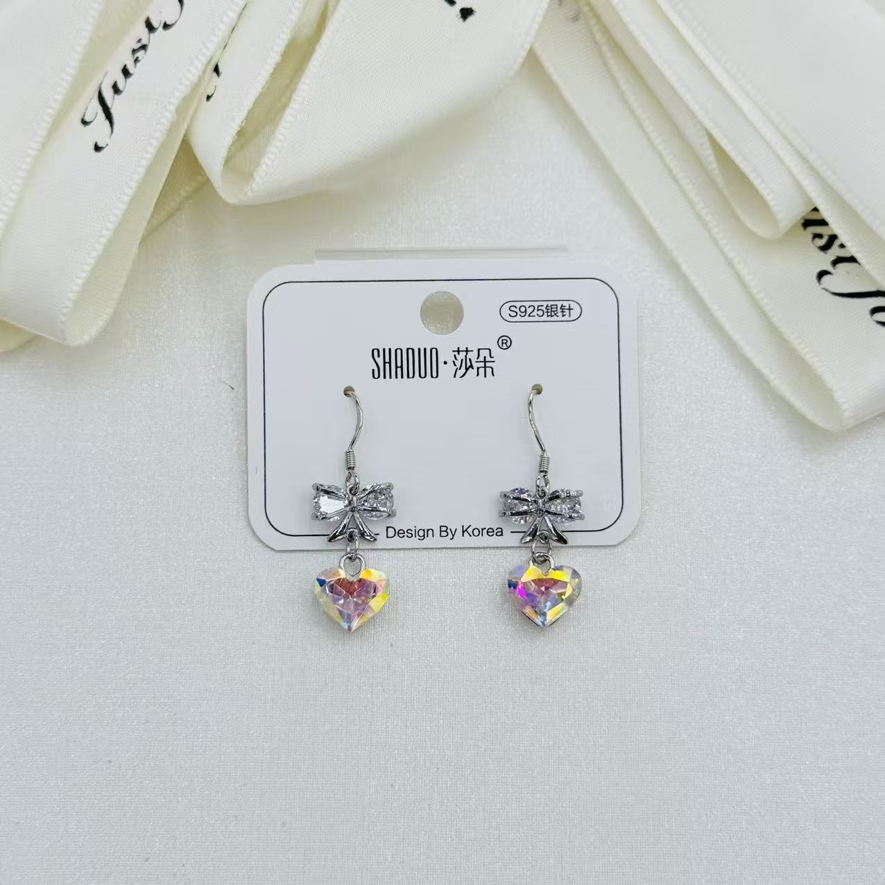 Silver heart-shaped crystal pendant earrings and earrings, Chinese-style stud earrings and silver needle accessories details Picture