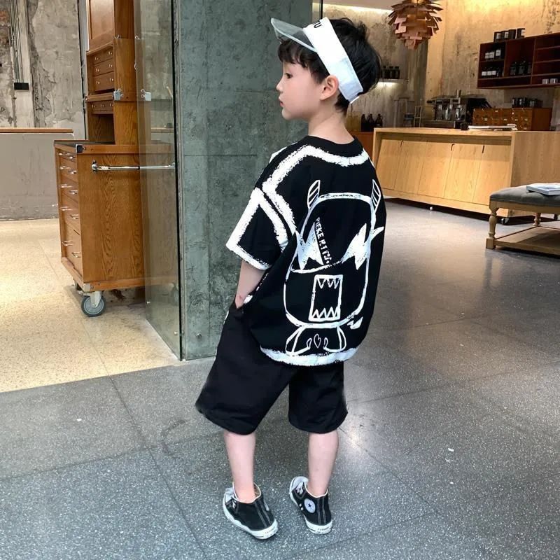 Boys' short-sleeved summer pure cotton 2026 new children's clothing, summer fashion, internet-famous, street-blowing half-sleeved top for big boys Application Scenario