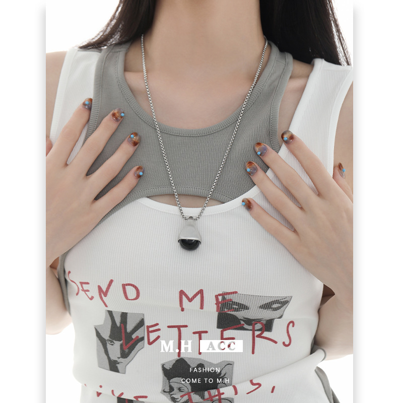 Obsidian pendant necklace, simple and cold style for women, sweater chain, versatile and stylish, and a niche silver collarbone chain on Instagram Specification image