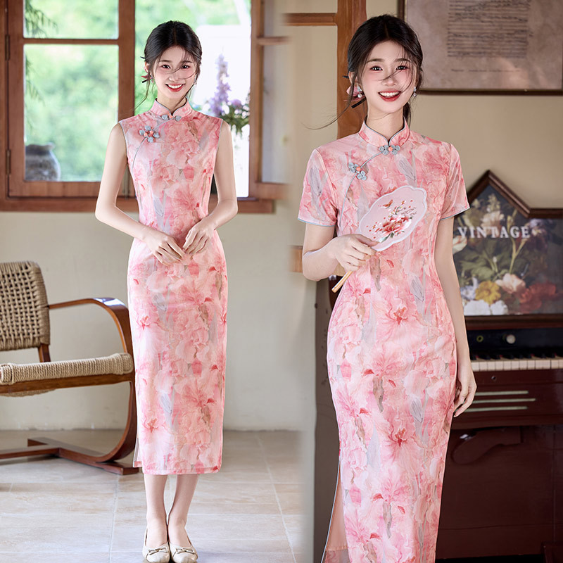 "National trend pink traditional Chinese long cheongsam, improved young style 2025 new women's retro fitted short-sleeved summer.