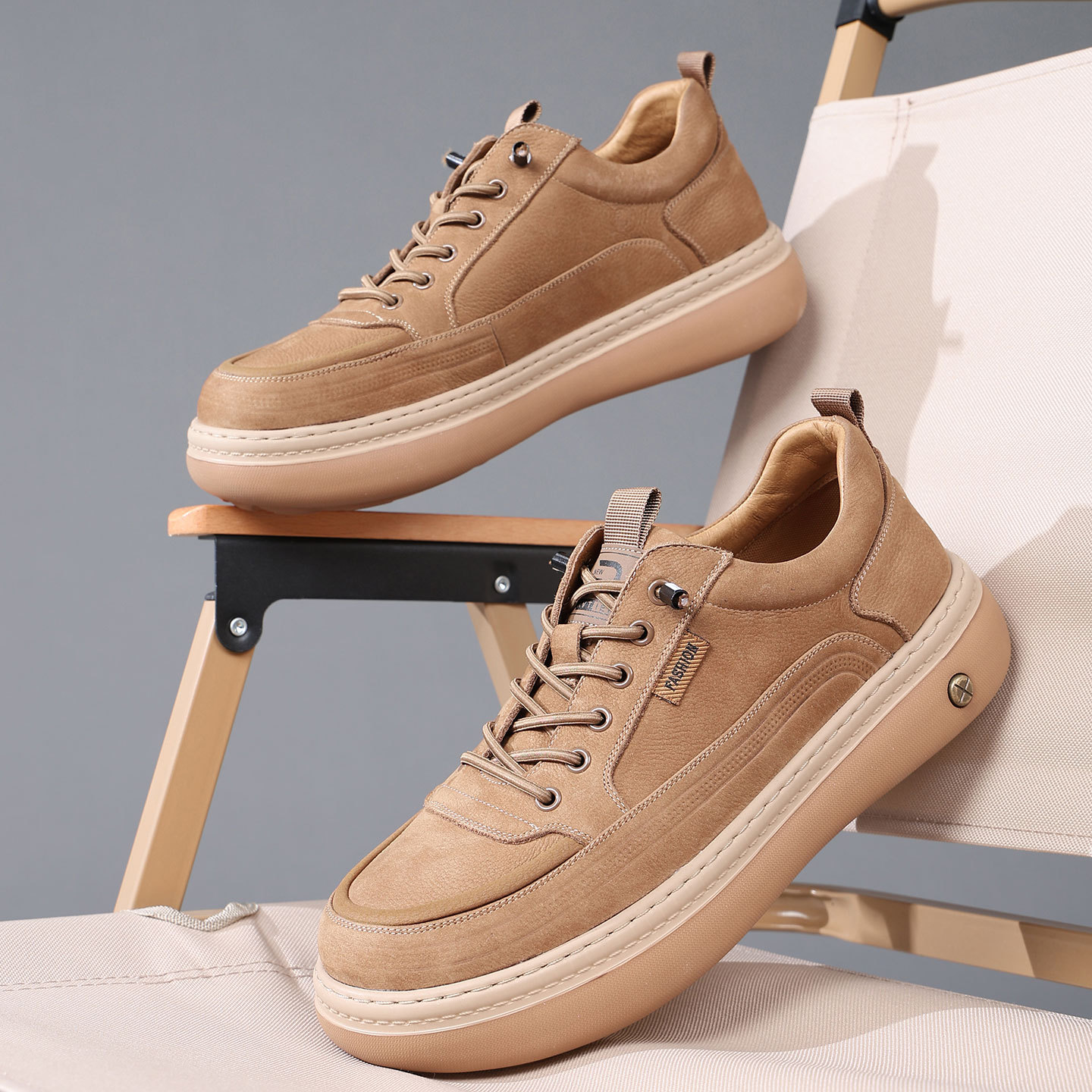 Spring new men's shoes: Top layer cowhide casual board shoes, men's light luxury and versatile soft-soled men's single shoes, genuine leather trendy shoes