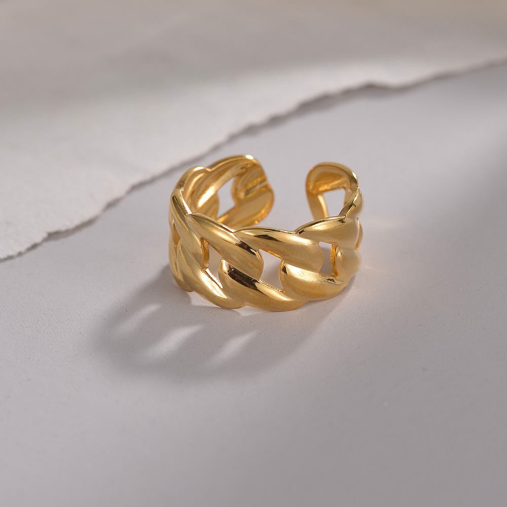 Cross-border Amazon new product: Oil-pressed hollow chain with adjustable opening titanium steel ring, a couple's accessory details Picture