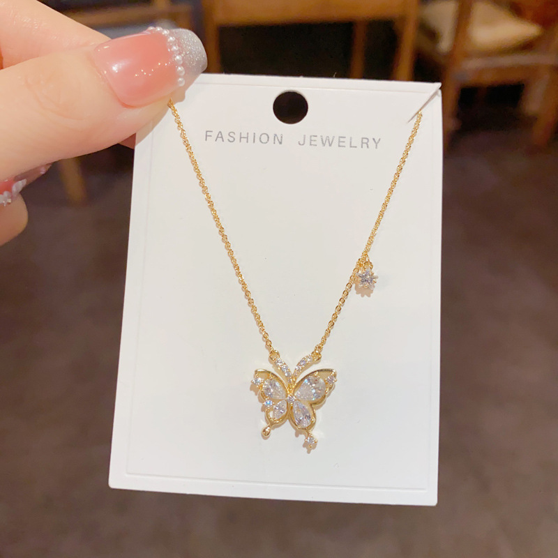 A niche, fashionable, light luxury, versatile and exquisite super sparkling zircon butterfly pendant necklace with a touch of light luxury and high-end sophistication details Picture