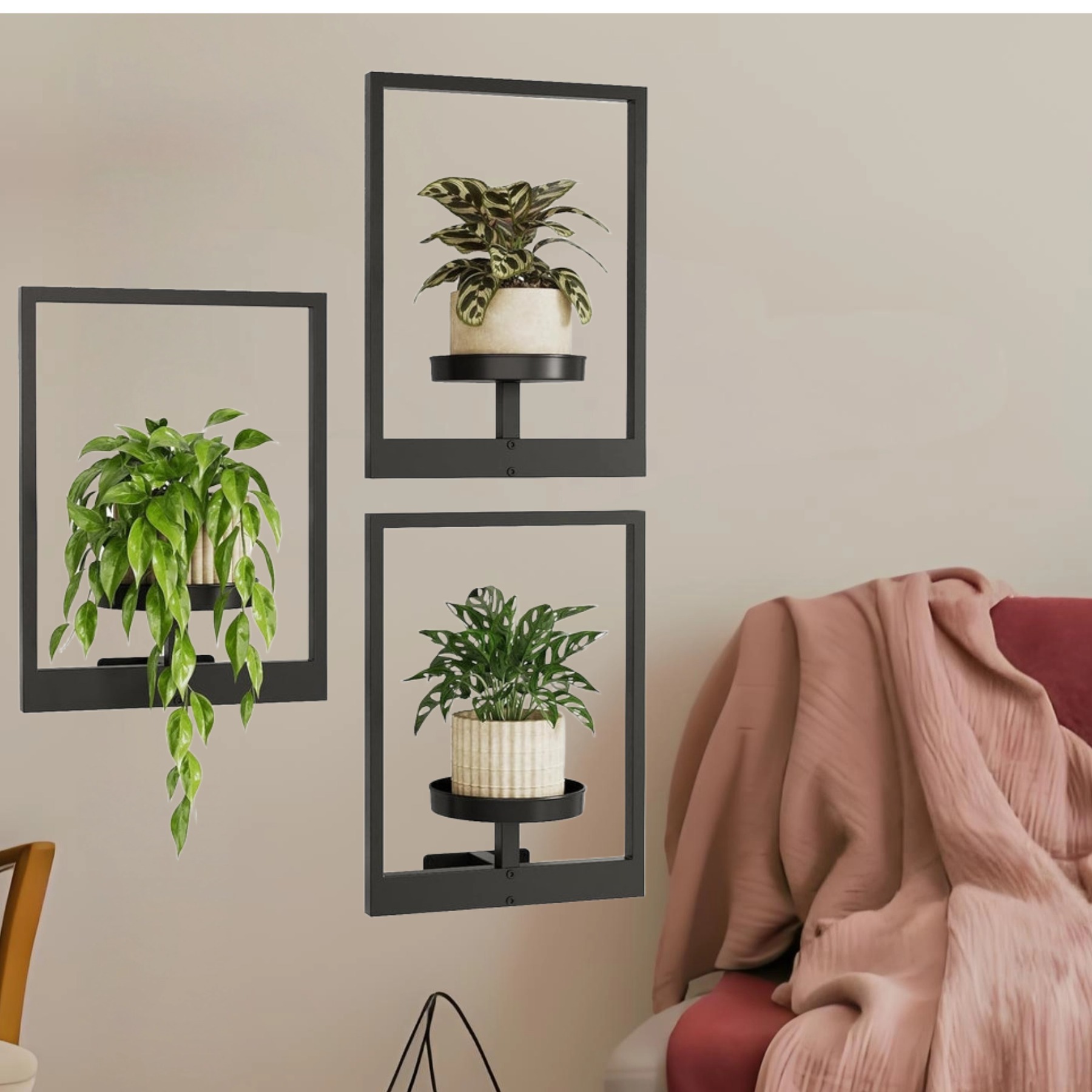 Cross-border new window-style wall-mounted flower POTS, metal iron handicrafts, home and garden decorative items and ornaments consignment Application Scenario