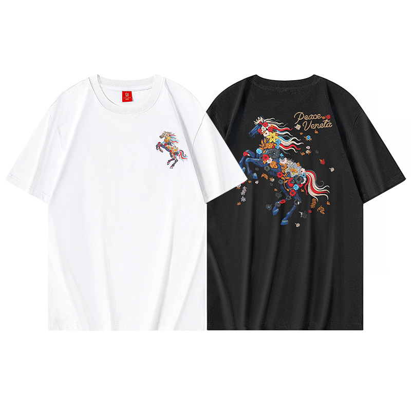 2026 National Trend Style seven-color horse embroidery short-sleeved T-shirt, loose top for men and women in the Year of the Horse, heavy embroidery Application Scenario