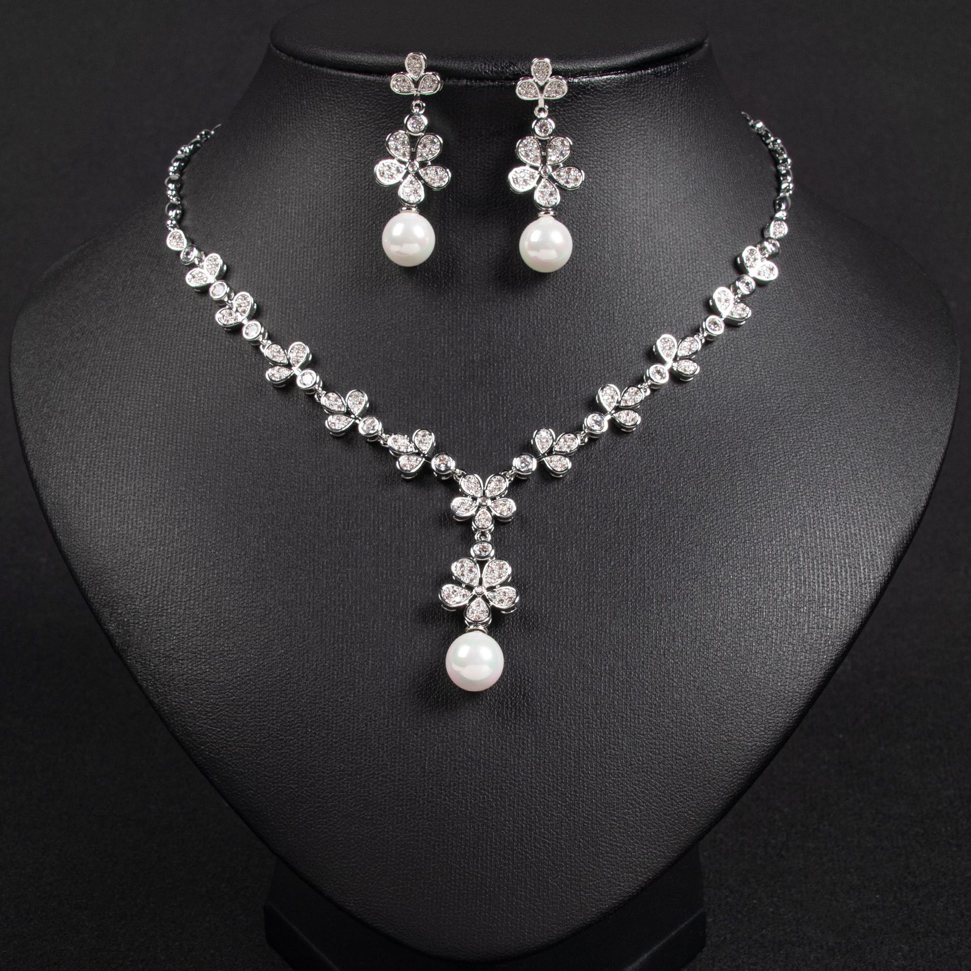 Cross-border bestsellers from Japan and South Korea: golden artificial pendant, pearl zircon earrings, two-piece set, bridal dress, evening gown and necklace Application Scenario