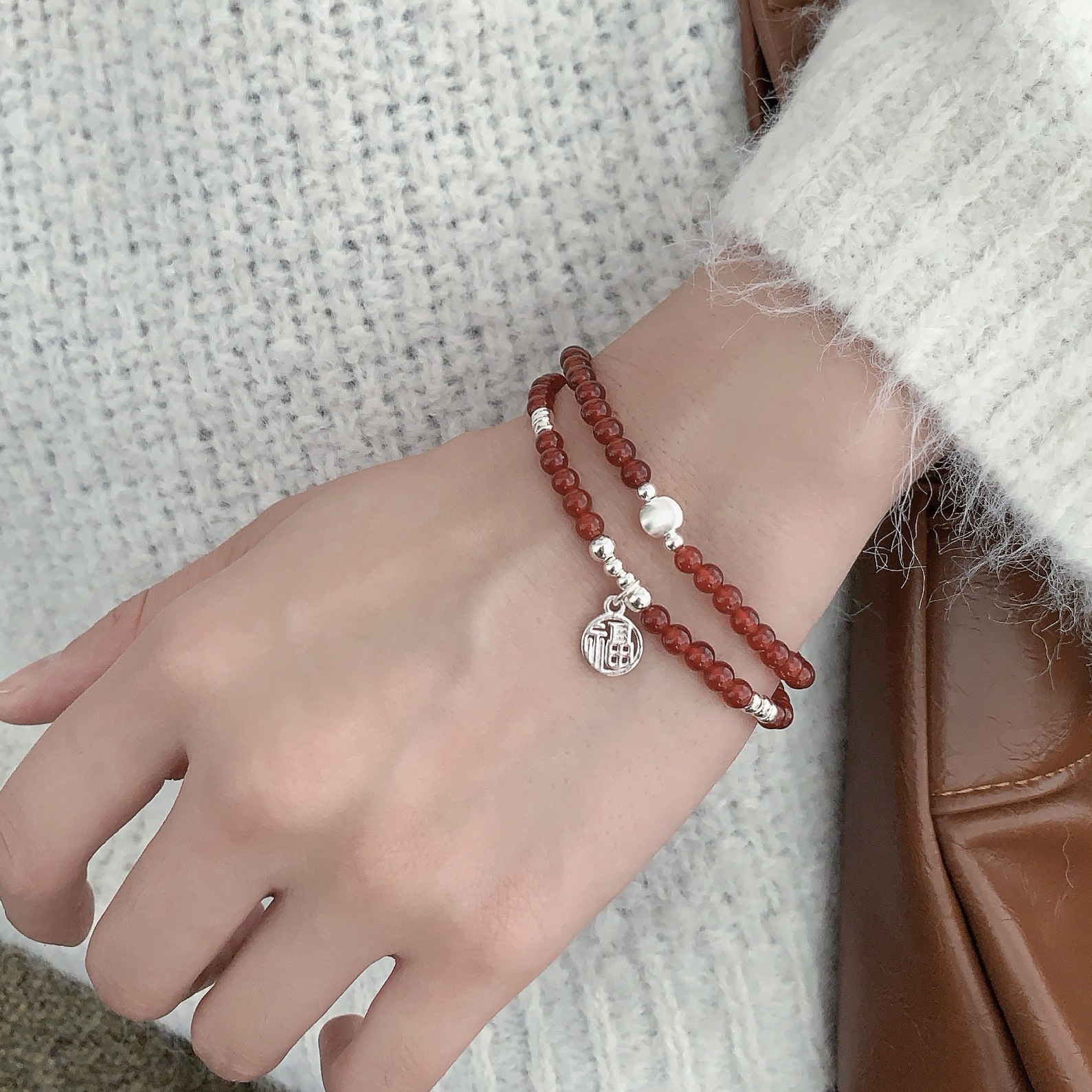 S925 sterling silver 11.27 Fupai red agate cat eye bead bracelet for women, a new Chinese-style niche high-end double-loop bracelet details Picture