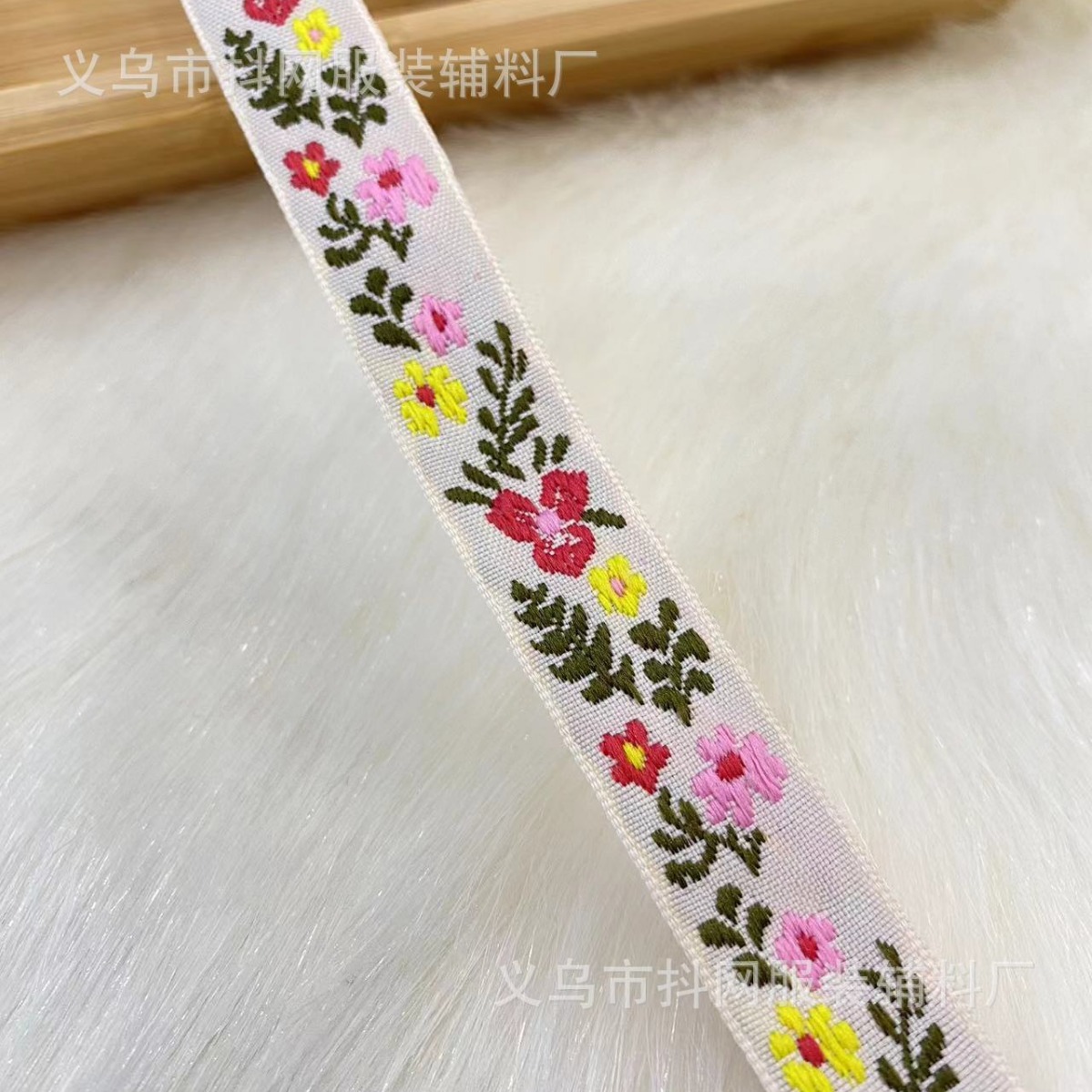 2cm floral jacquard embroidery webbing, hair accessories, headwear, performance costume accessories, gift box packaging tape Specification image
