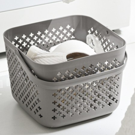 High-appearance-level hand-held hollowed-out washbasin storage basket, handle basket, plastic bath basket, sundries storage basket, clothes storage basket details Picture