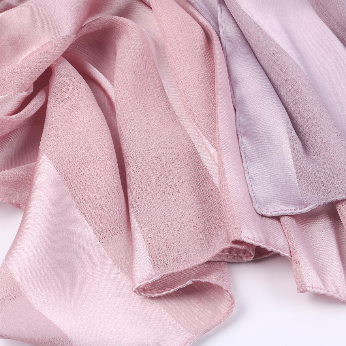 New cross-border women's headscarf shawl, pleated chiffon band, striped natural pleated Middle East Dubai headscarf hijab Application Scenario