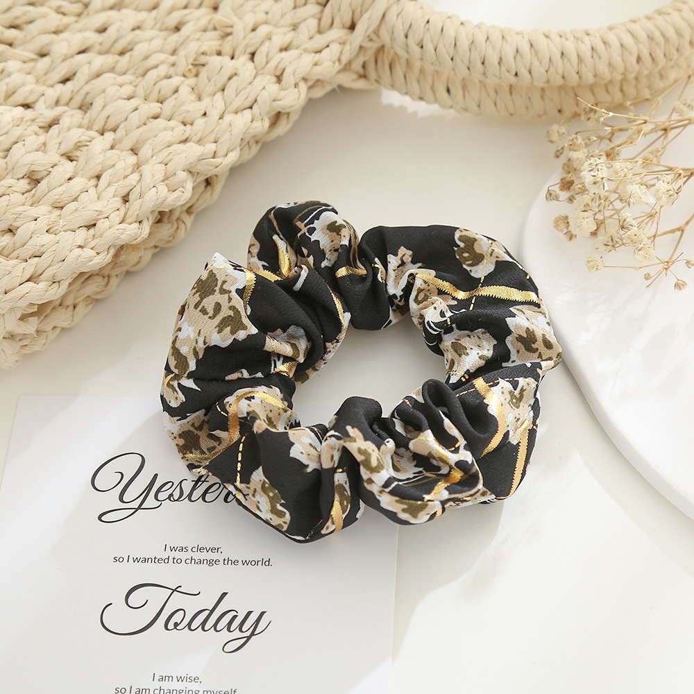 Pig intestine hair band, winter gold-embossed floral hair band, women's French high-end fabric hair tie headwear, wholesale for export details Picture