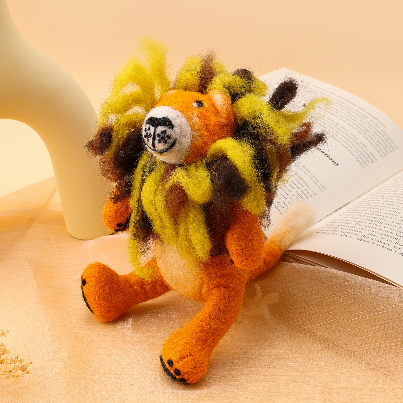 狮子羊毛毡挂件狮王手工玩偶挂饰小众包包挂饰立体挂件厂家直销