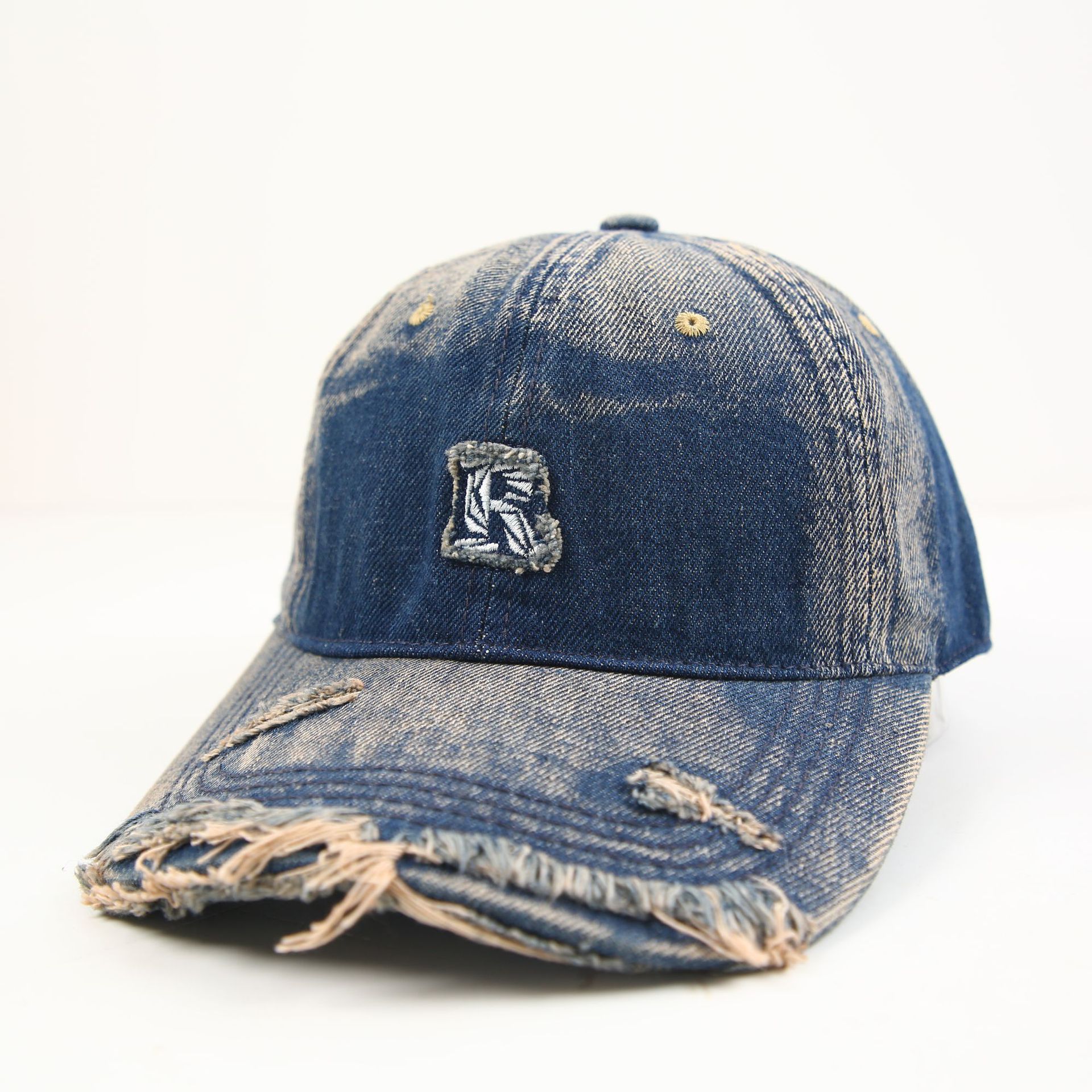 Korean washed-out side letter cowboy baseball cap for women, high-quality soft-top versatile baseball cap trend for all four seasons full figure