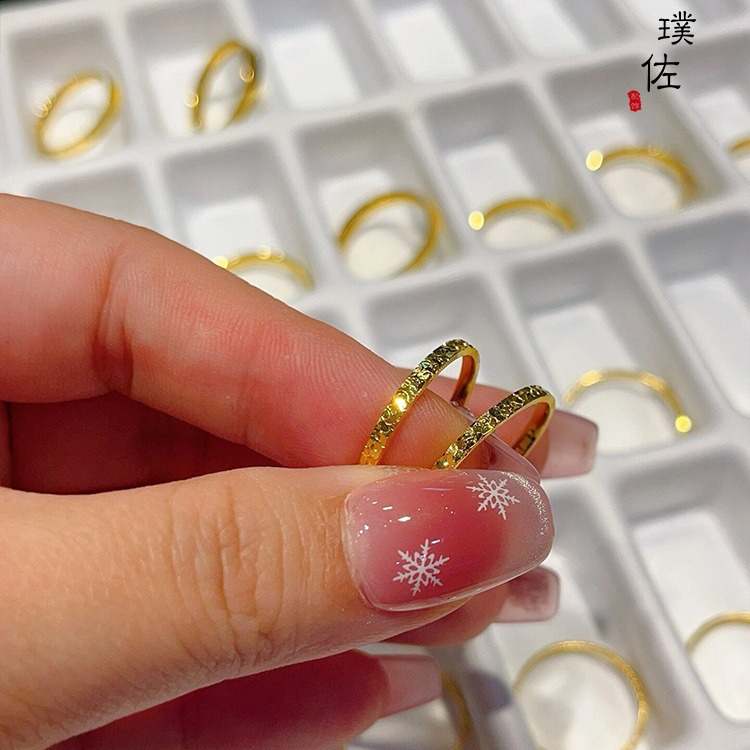 戒指实物图