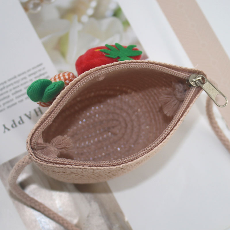 Wholesale of 2025 new summer mini and cute children's small bags, straw-woven bags, beach change crossbody bags Application Scenario