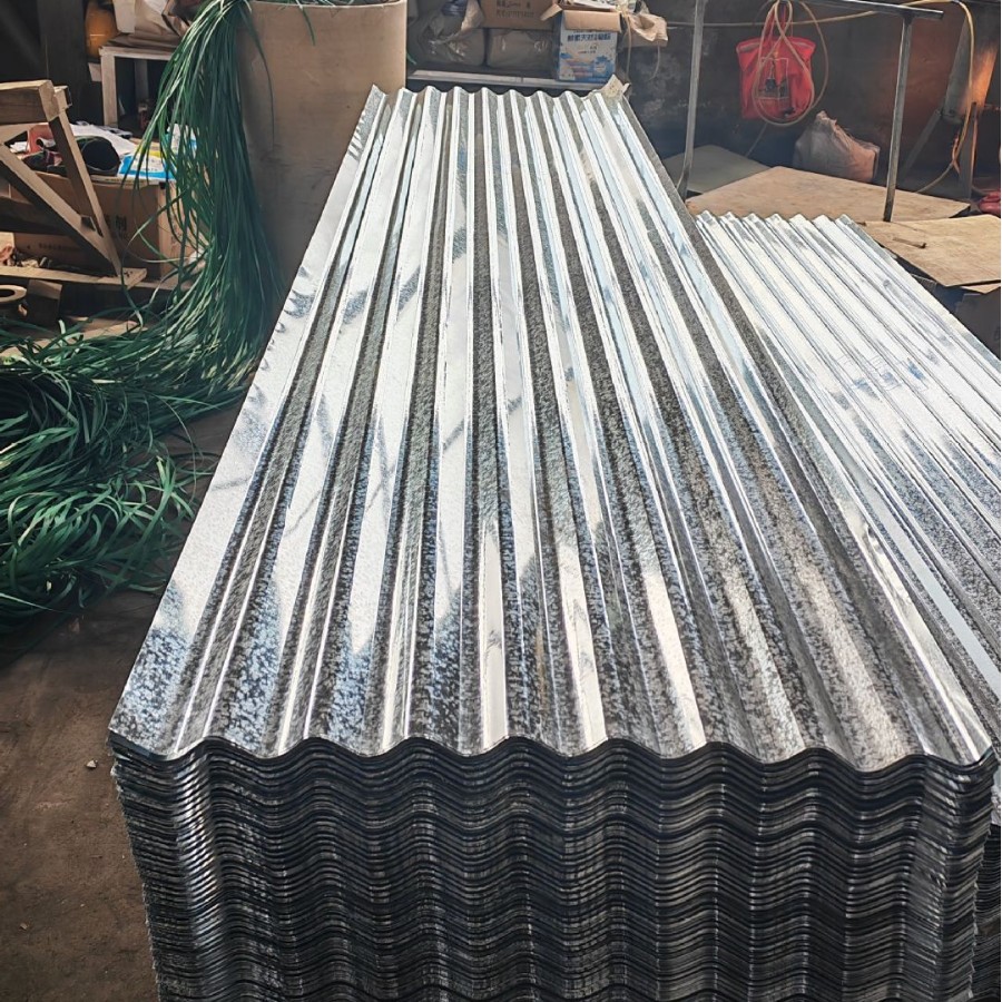 Hot-dip galvanized corrugated sheet 840/900 type galvanized iron sheet tile, Q235 material, factory canopy enclosure with patterned galvanization Specification image