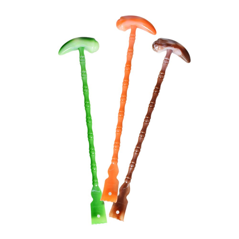 The jade-like horn massage hammer for scratching itching doesn't require help. It's a perfect tool for relieving itching and stress at home and in the office by tapping on muscle meridians Item Picture