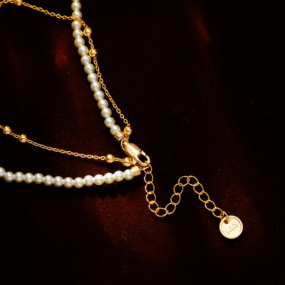 Hyacinth double-layer pearl necklace, fashionable, light luxury, elegant and high-end, women's collarbone chain, 2025 Douyin bestseller, stackable neck chain Application Scenario