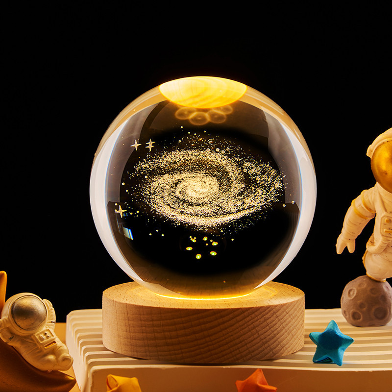 Crystal ball night light, ins creative gift, desk lamp, wooden ornament, Valentine's Day and Christmas gift for friends Specification image