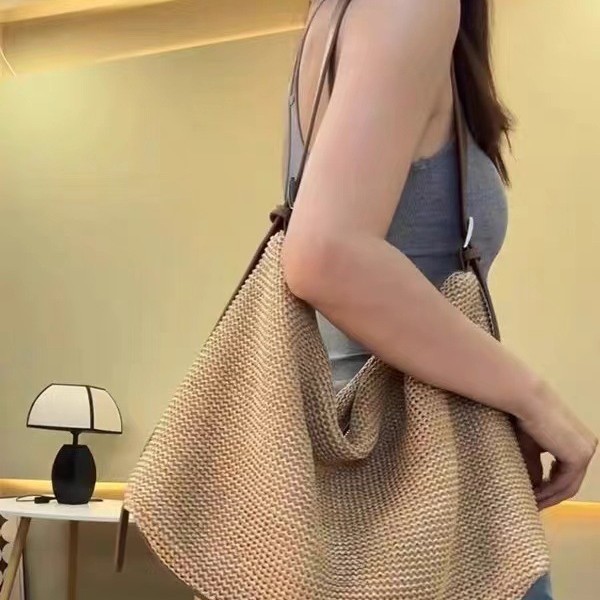 Cross-border straw weaving bags, summer niche woven bags, women's fashionable single-shoulder straw weaving bags, large-capacity commuter tote bags, women's bags, straw weaving bags details Picture