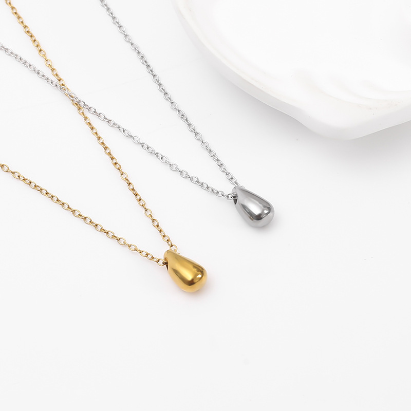 Korean simple water drop pendant titanium steel necklace for women, a niche European and American light luxury high-end feel, a trendy collarbone chain accessory details Picture