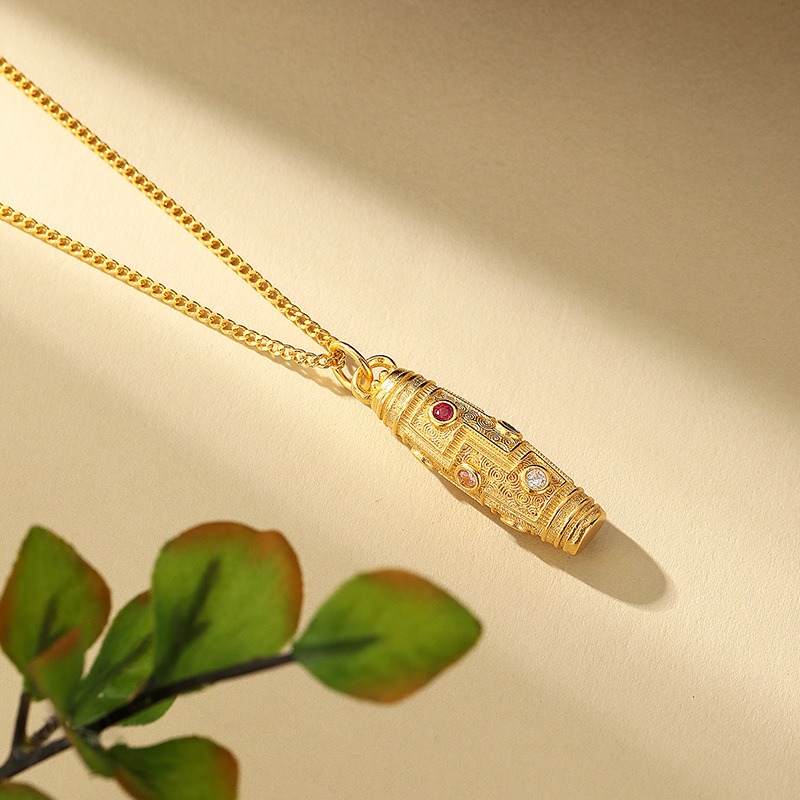 Copper gold-plated multi-fortune nine-eye sky pearl necklace, diamond-encrusted retro pendant, unique ethnic style collarbone chain, artistic and retro style Specification drawing