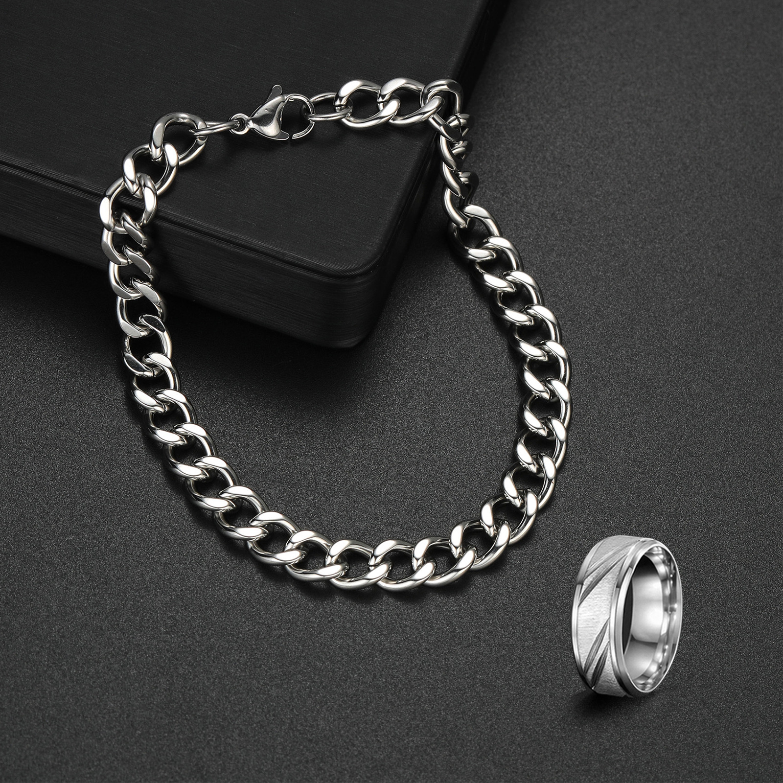 Wholesale of cross-border best-selling stainless steel round grinding bracelets, European and American men's fashionable Cuban chain bracelets, rings and accessory sets Specification image