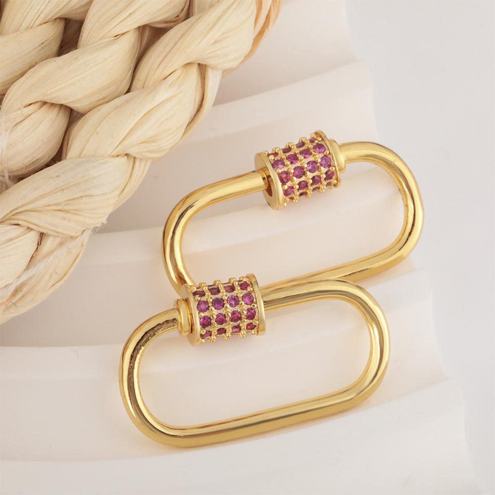 Micro-inlaid accessories, cross climbing buckle, niche decorative buckle, diy accessory, screw buckle, high-end pendant, ladies Application Scenario