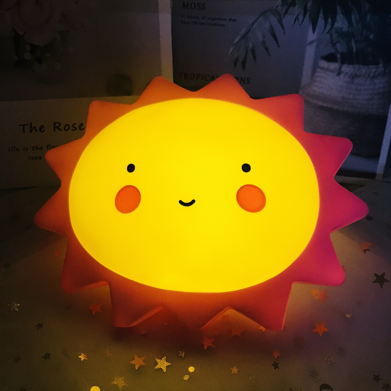 ins best-selling items: Stars, Clouds, Sun, Unicorn, ice cream, night light, children's room decoration, and glowing toys Specification image